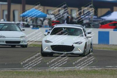 media/Dec-19-2025-Lucky Dog Racing (Fri) [[3b7b1b5fc8]]/Beginner/Session 2 Turn 1/